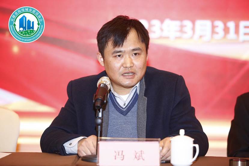 _Y3A0310-opq395904708